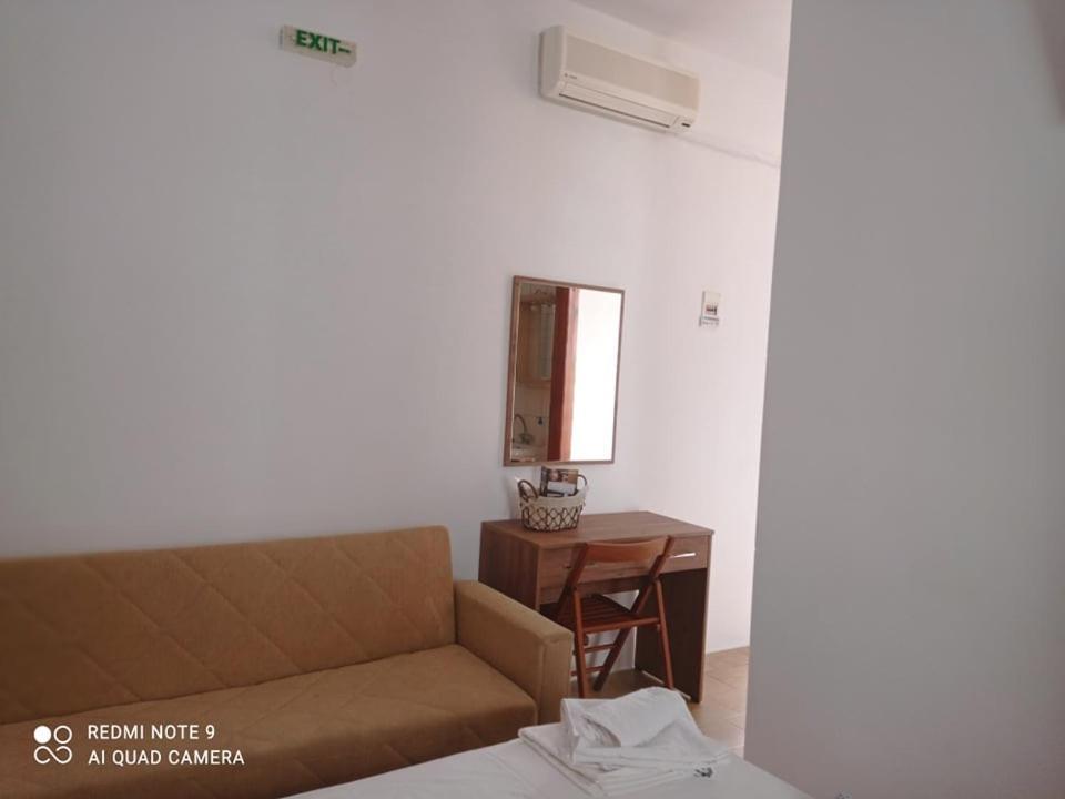 Faragi Apartment อาเยียรูเมลี ภายนอก รูปภาพ